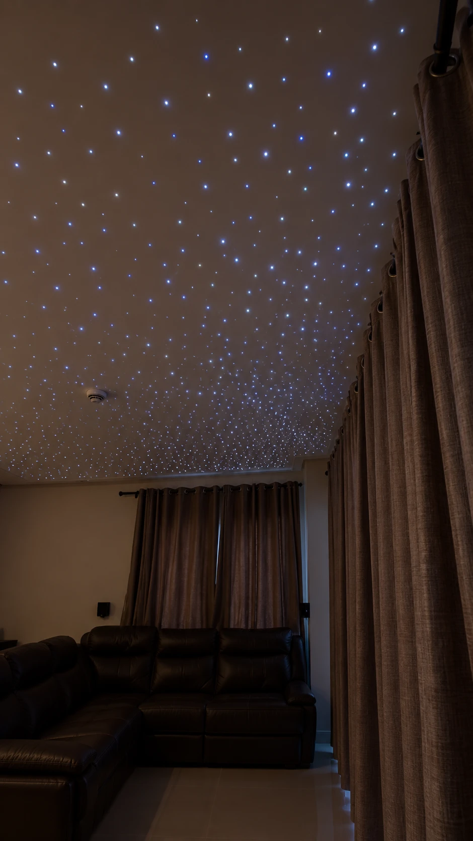 Star Light Ceiling, Private Residence - photo 2