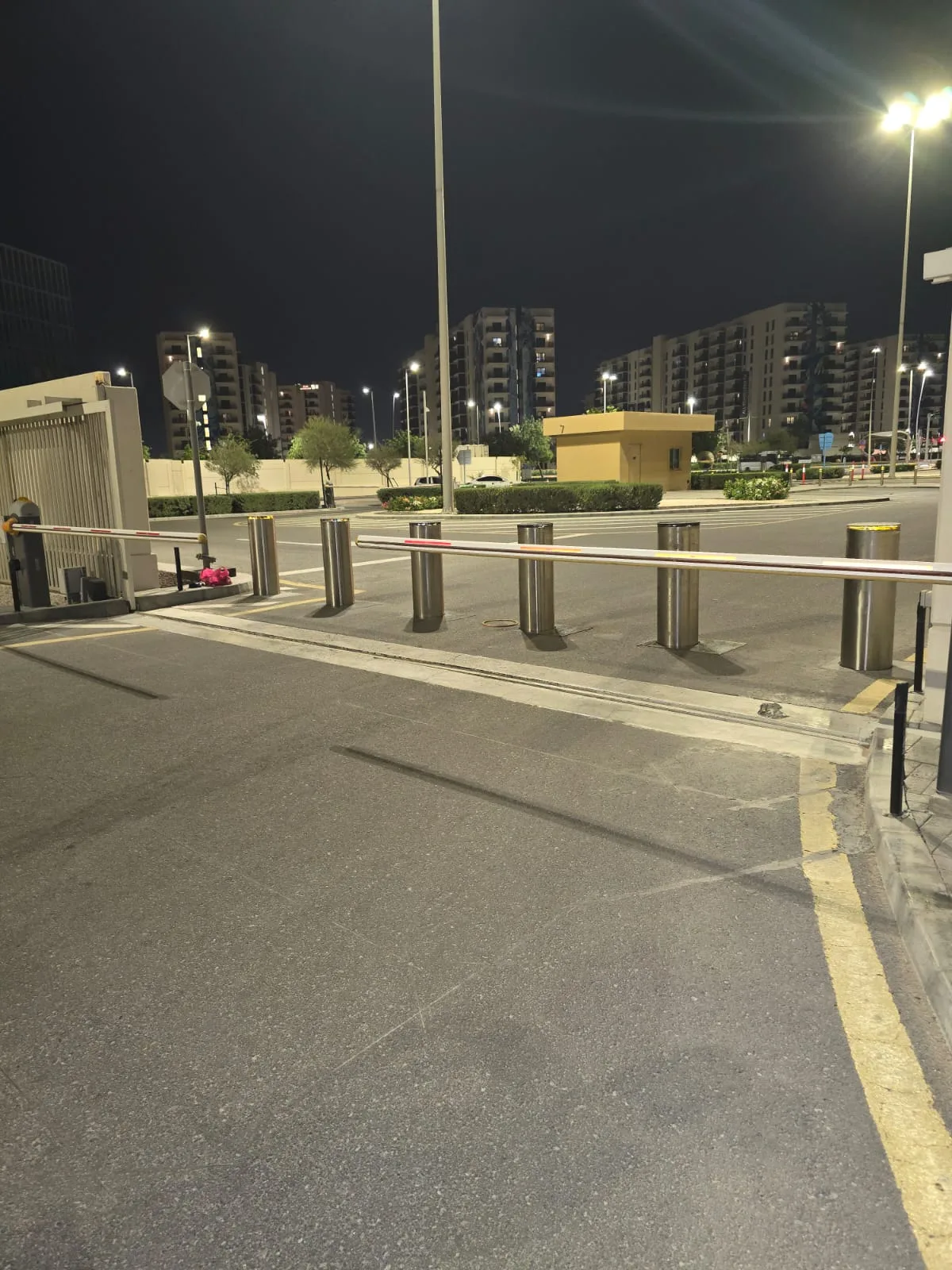 SeaWorld Security Bollard Maintenance