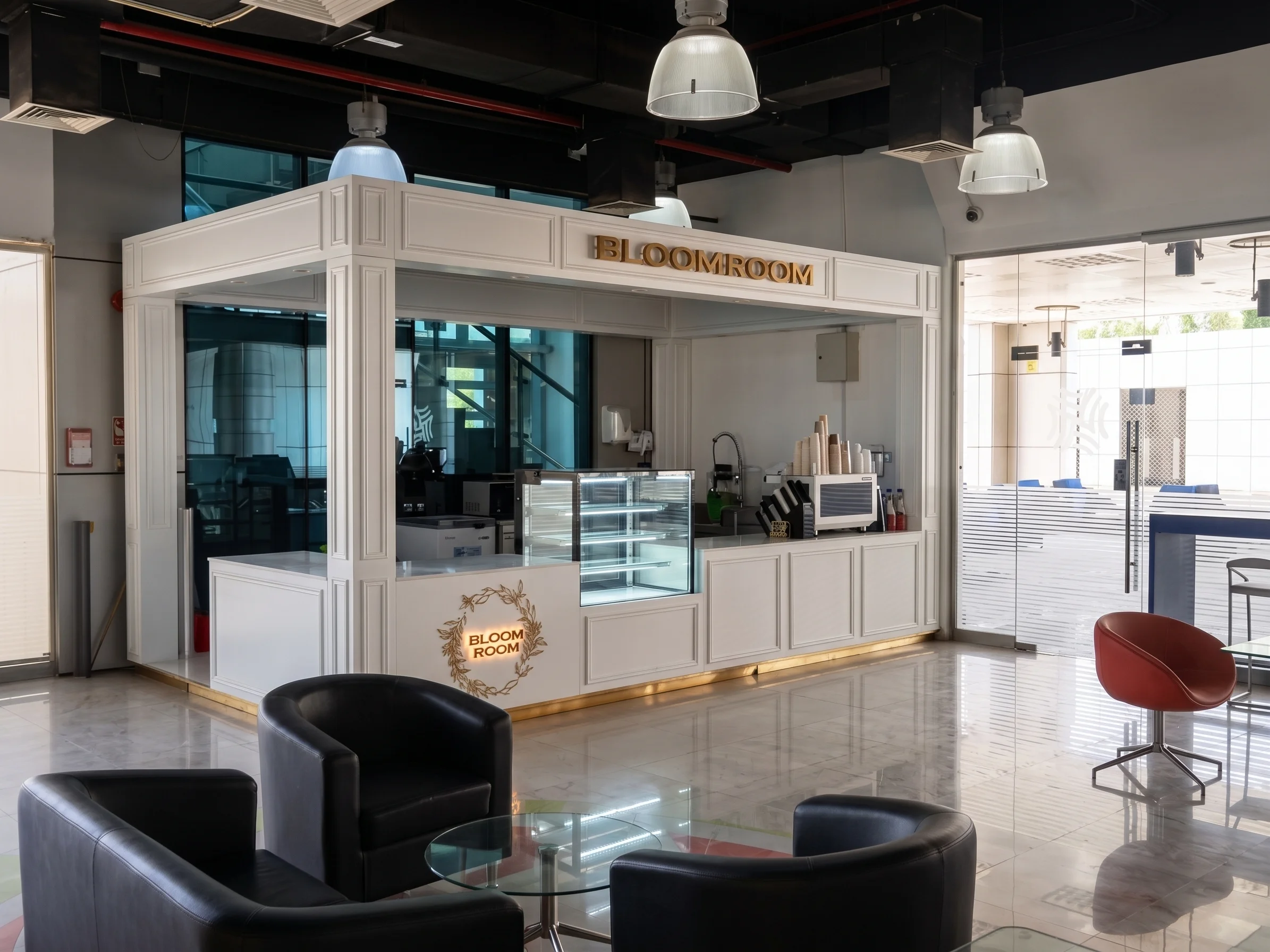 Bloom Room Café & Flower's Kiosk - photo 1