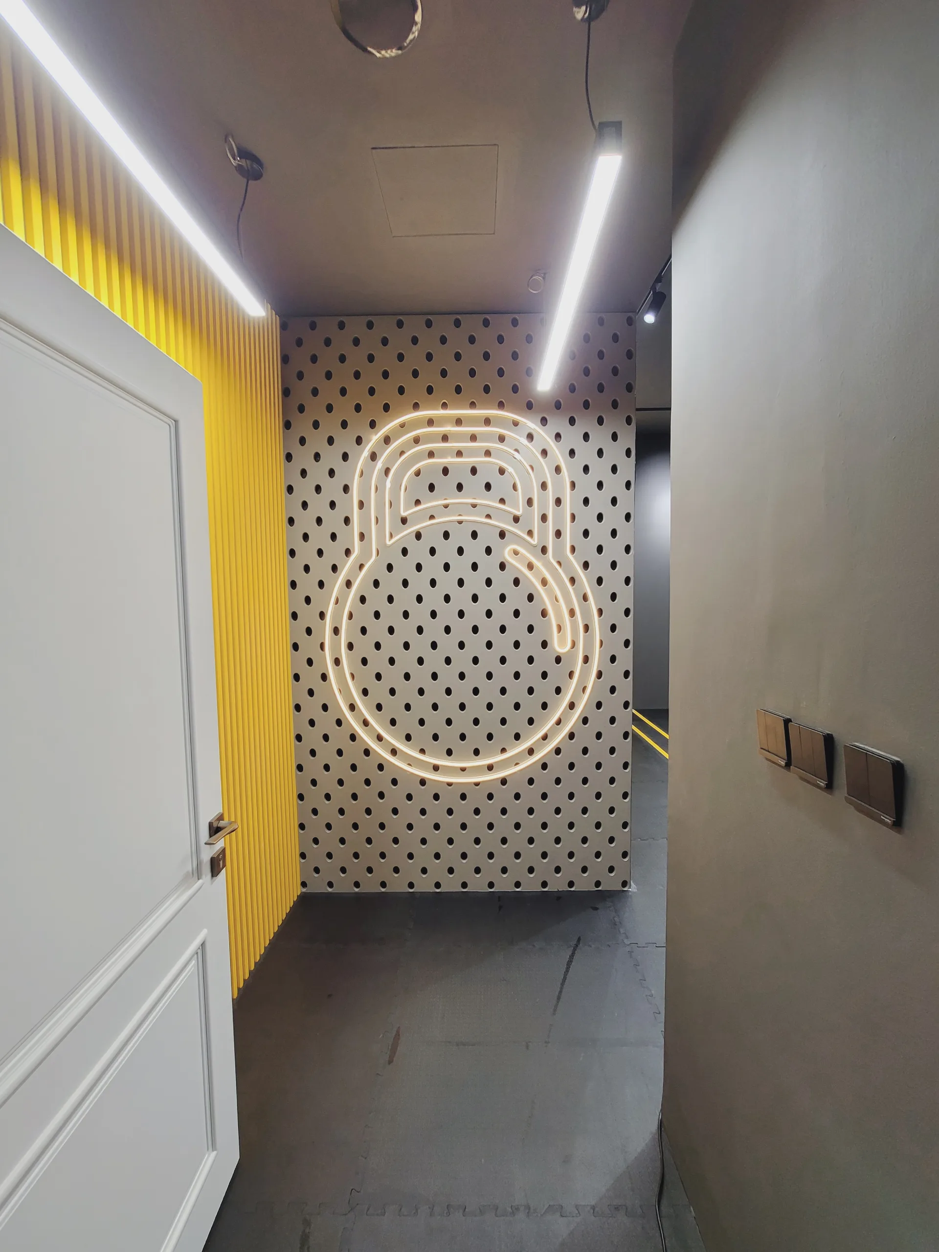 Al Shamkha Villa Interior Fit-Out - photo 4